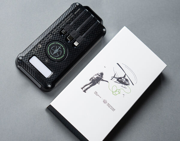 Внешний аккумулятор с солнечной панелью